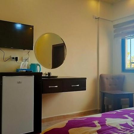 Petra Stones Inn Ваді-Муса Екстер'єр фото