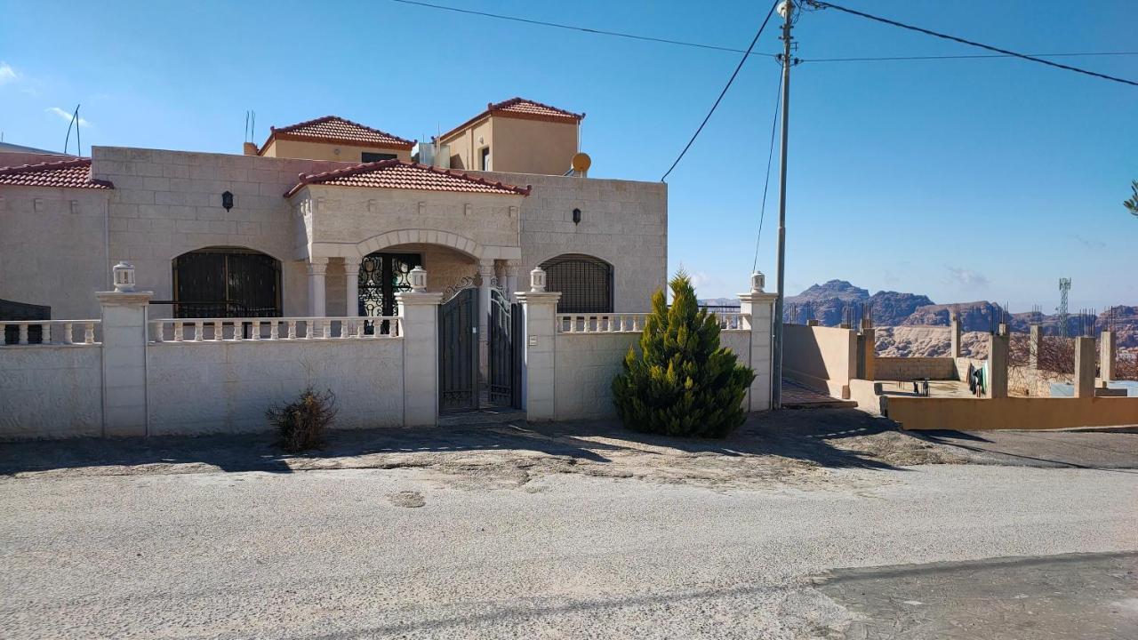 Petra Stones Inn Ваді-Муса Екстер'єр фото
